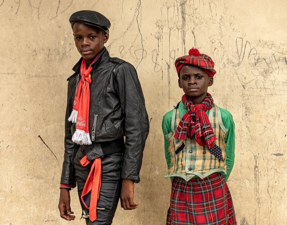 Sach anh ve 'the he hang hieu' o Congo hinh anh