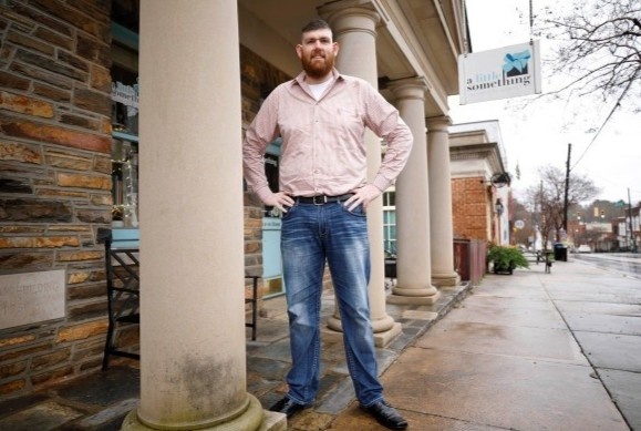 Be trai nang 7,4 kg khi chao doi o My gio ra sao? hinh anh