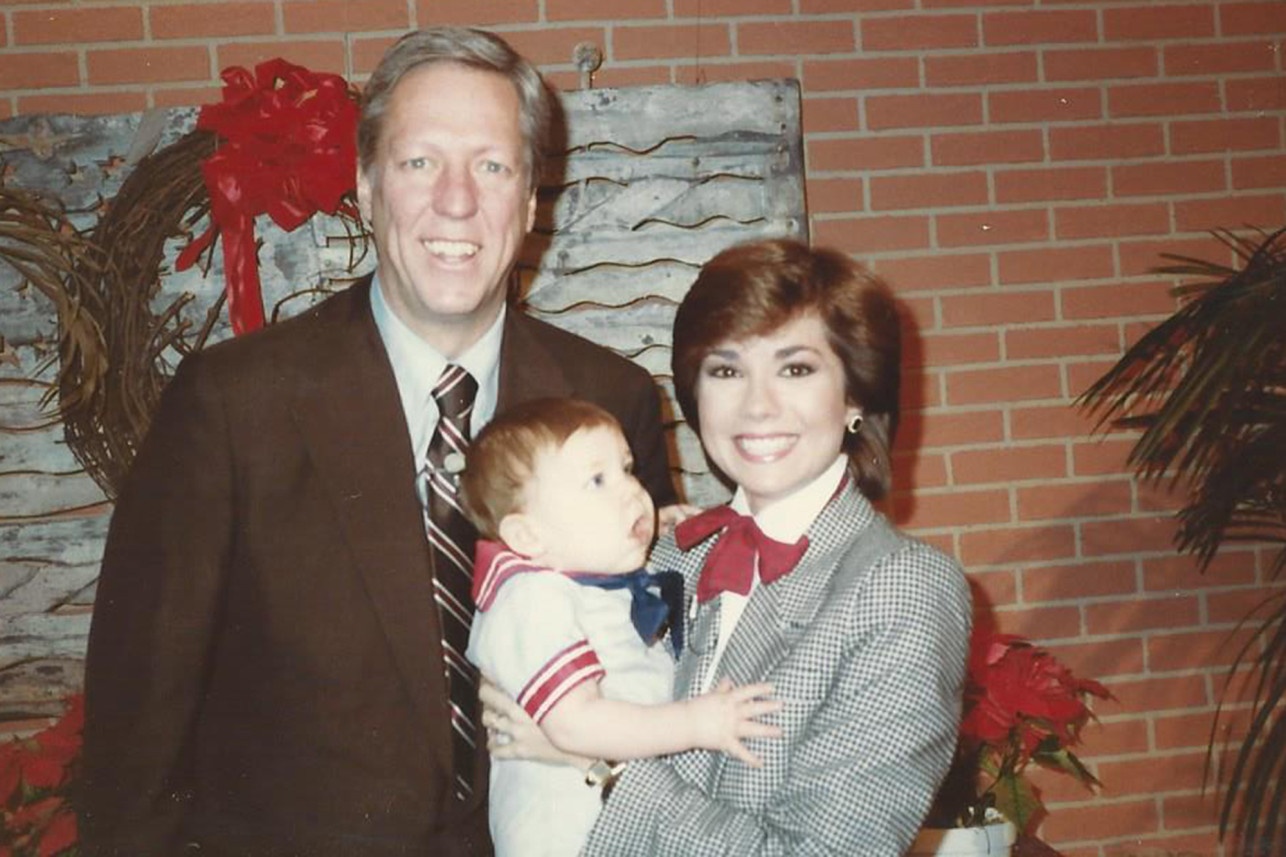 Kevin Robert Clark  ảnh 1 Kevin Robert Clark anh 1