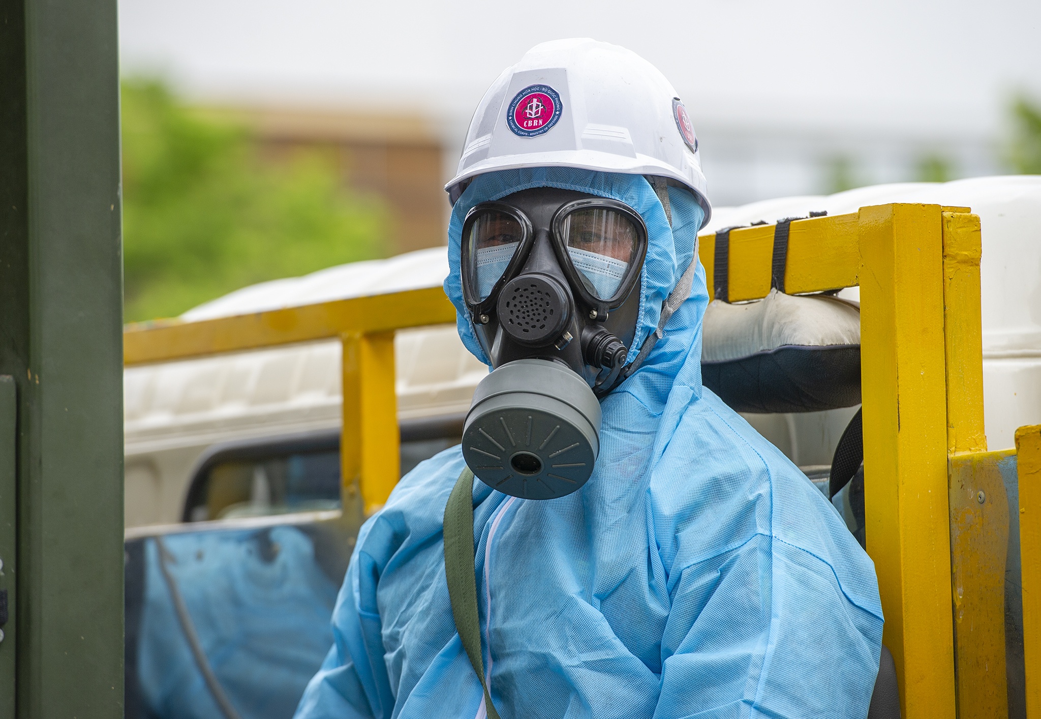 12 nguoi tro ve tu nuoc ngoai mac Covid-19 hinh anh