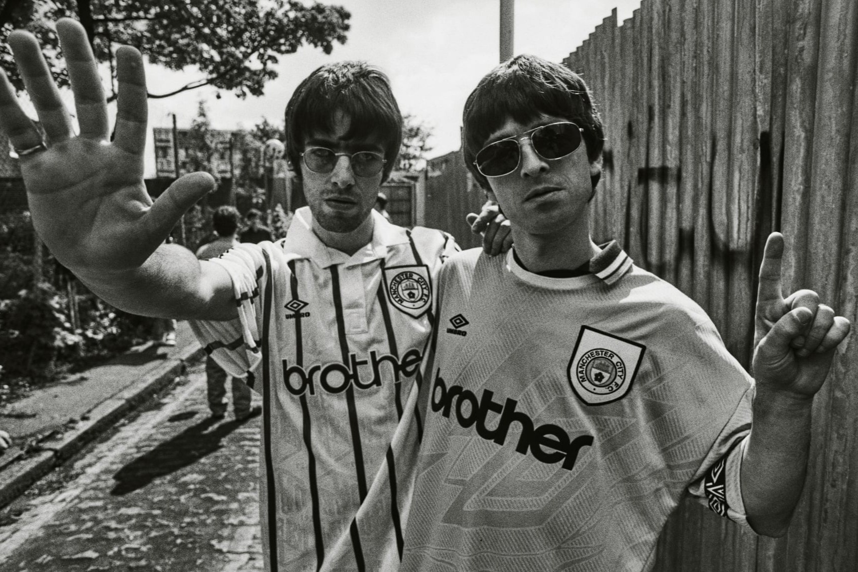 Sach anh ve trao luu Britpop thap nien 90 o Anh hinh anh