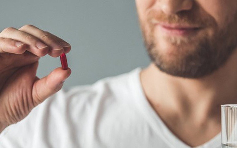 Ai khong duoc uong thuoc tranh thai anh 7