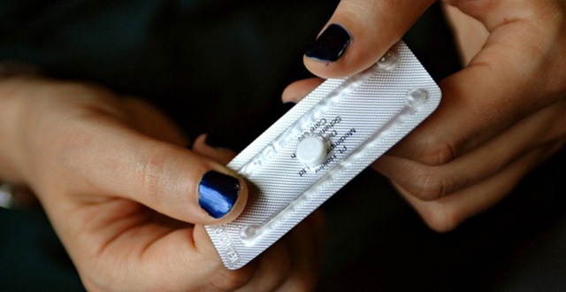 Ai khong duoc uong thuoc tranh thai anh 2