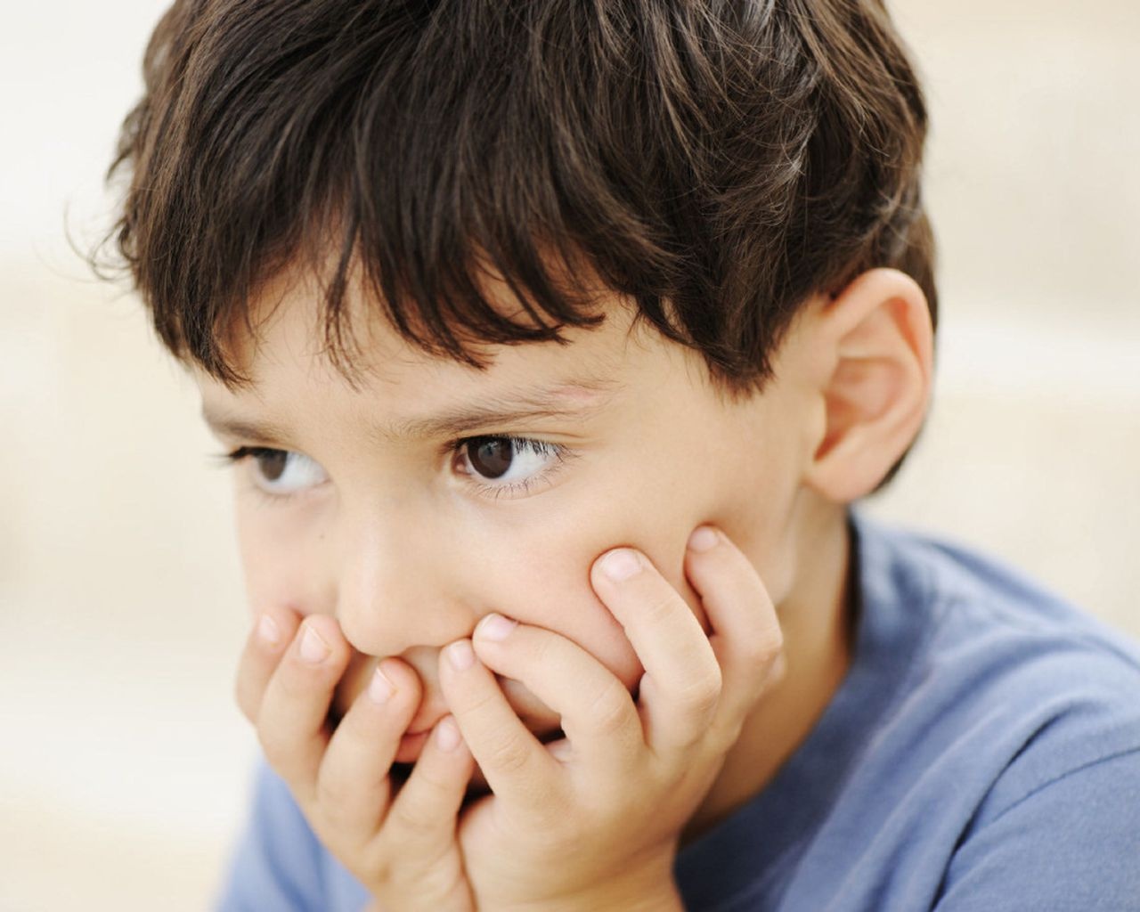 Dau hieu canh bao tre day thi som anh 2