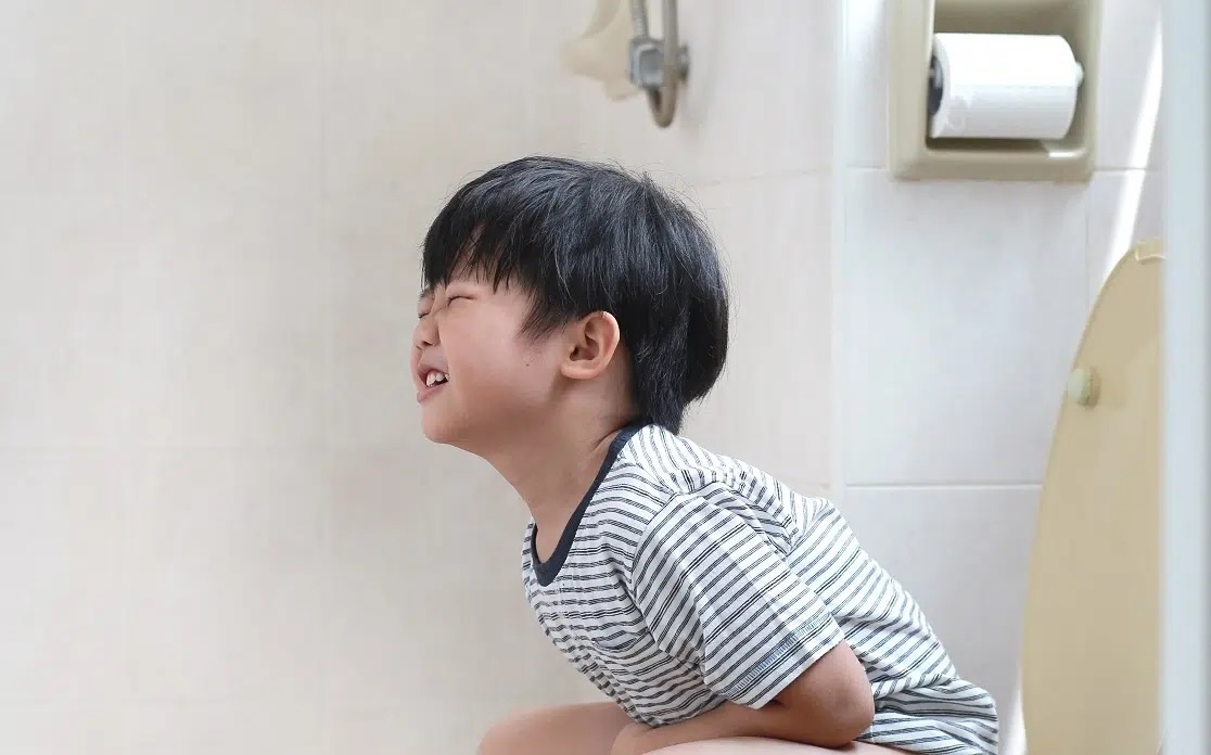 Cach tri tao bon cho con hinh anh