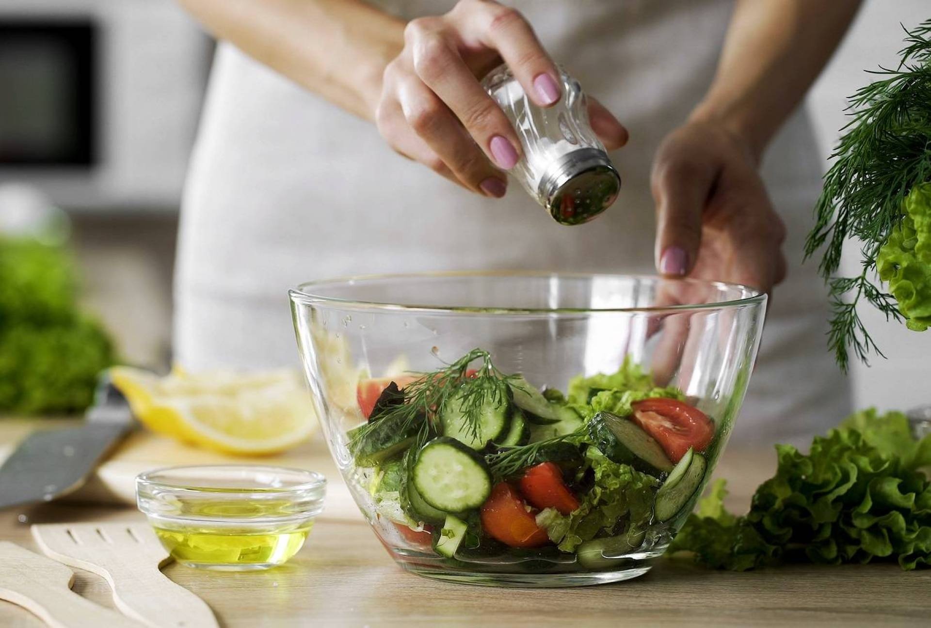 Thuc pham lam tang nguy co day thi som anh 4