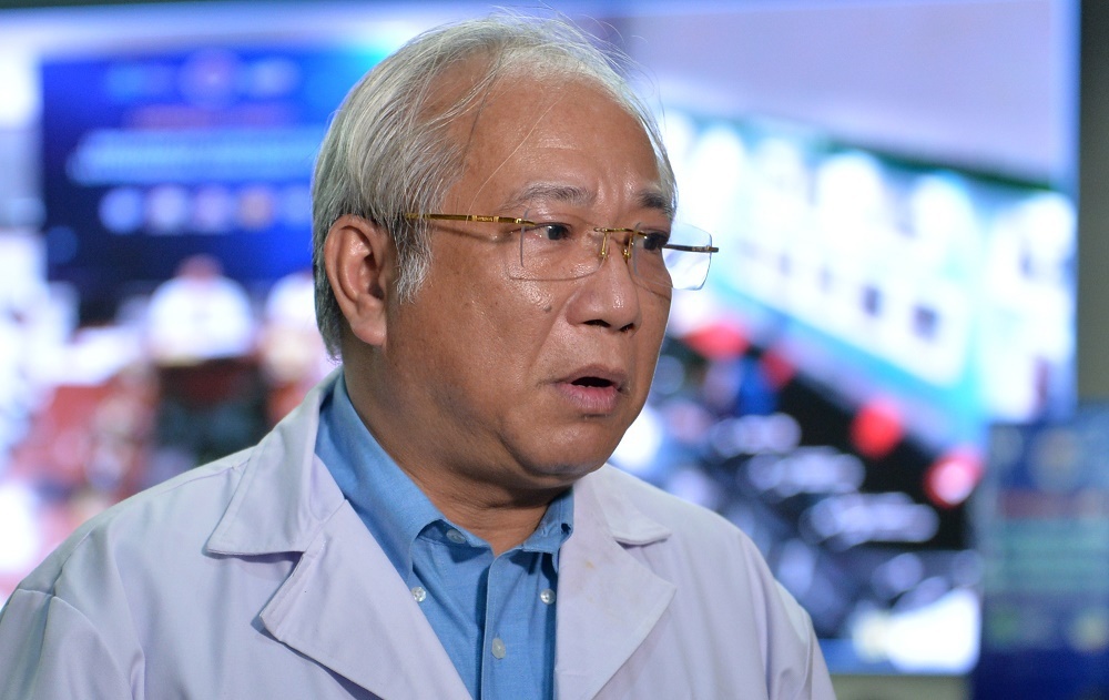 Giam doc Benh vien Nhi Trung uong dot tu tai noi lam viec hinh anh