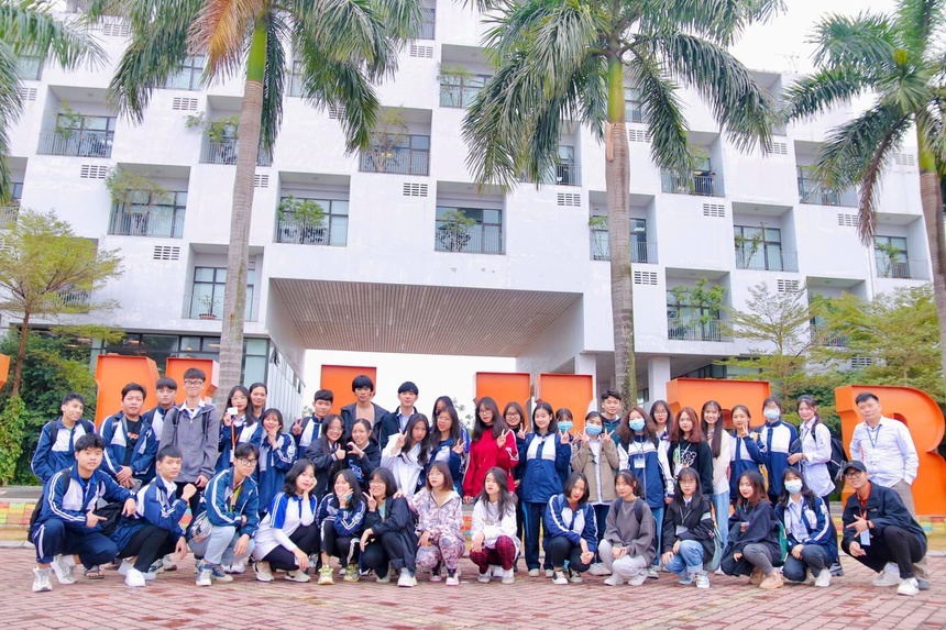 Nam sinh Đại học FPT mắc Covid-19 ảnh 1 Nam sinh Dai hoc FPT mac Covid-19 anh 1