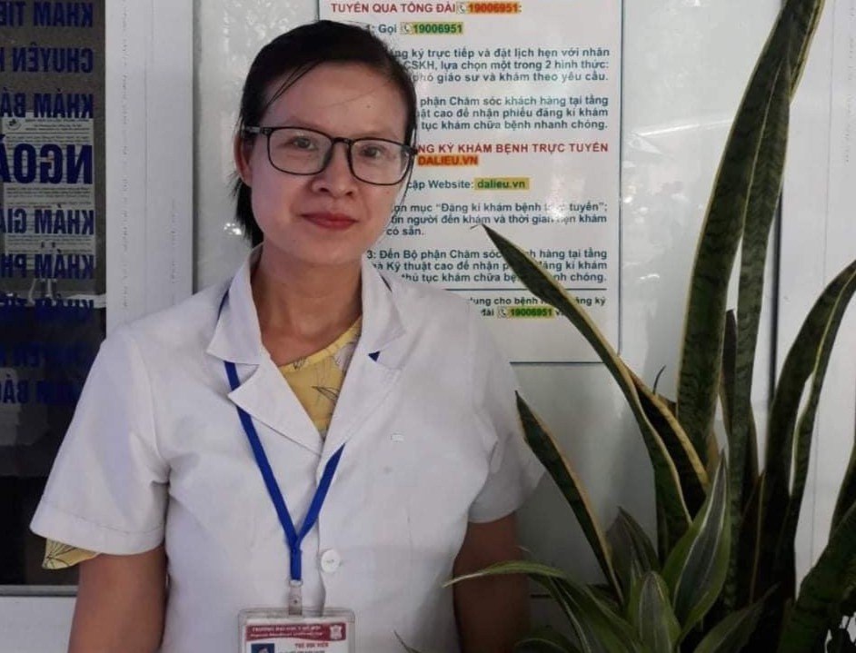 Nu bac si dau tien dieu tri cho benh nhan Covid-19 tai Chi Linh hinh anh