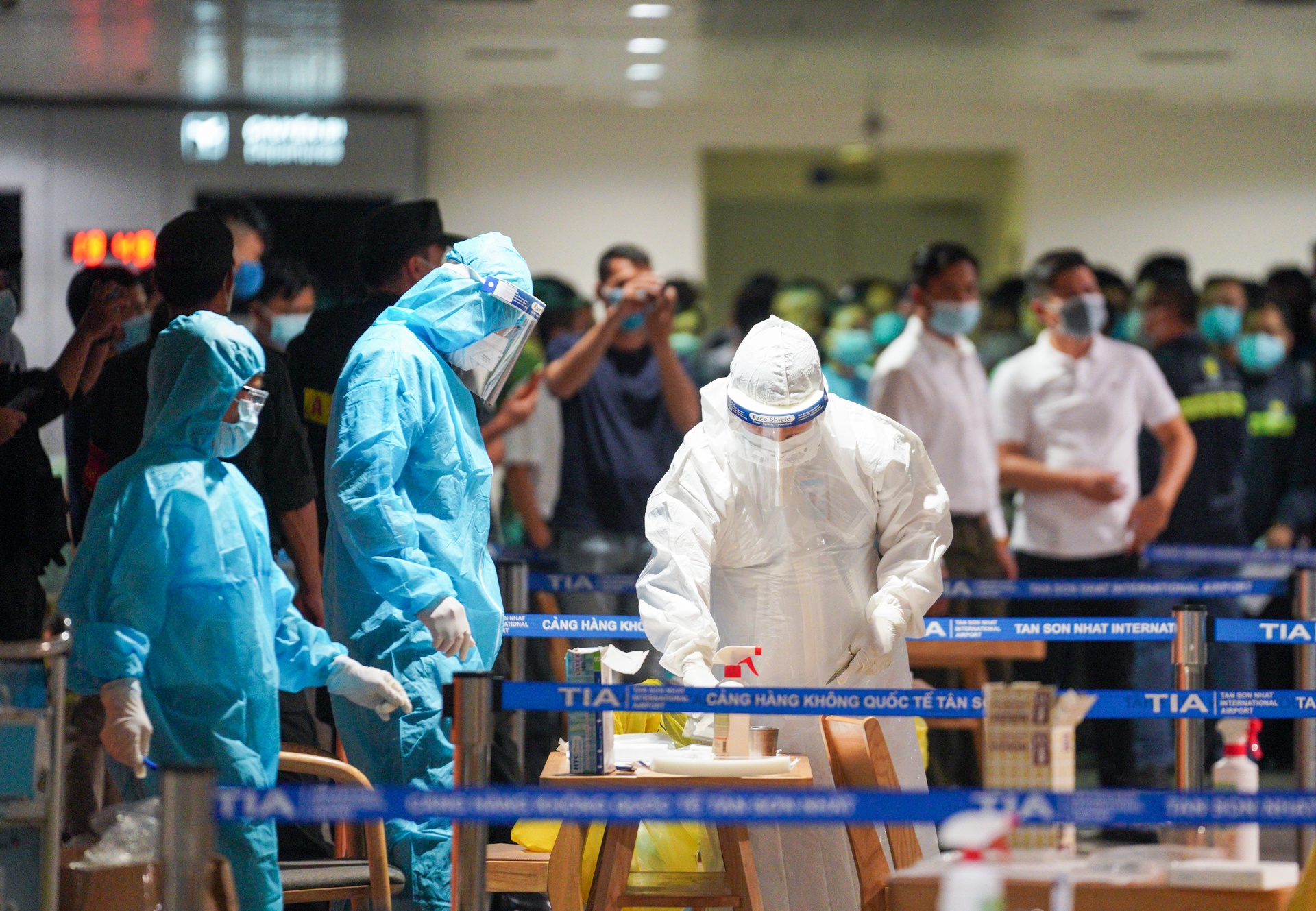 Tinh huong phuc tap trong o dich Covid-19 o TP.HCM hinh anh