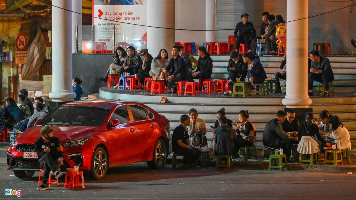 Covid-19 tai Ha Noi anh 1