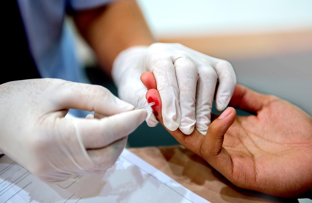 phát hiện nhiễm HIV trước ngày cưới ảnh 1 phat hien nhiem HIV truoc ngay cuoi anh 1
