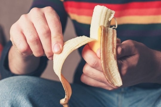 Vi sao chi nen an 2 qua chuoi moi ngay? hinh anh