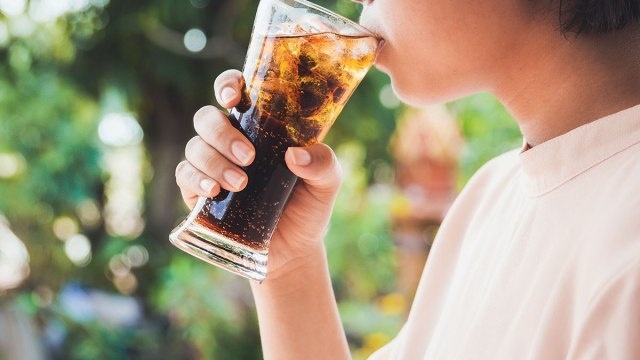 thuc pham cam ky cho bua sang anh 6