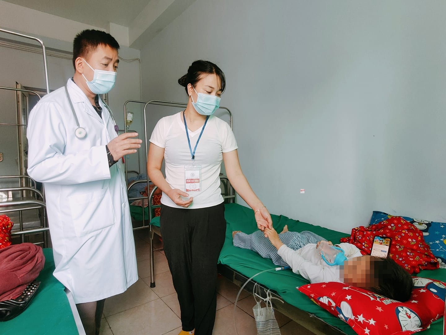 Di tat vung kin bam sinh anh 1