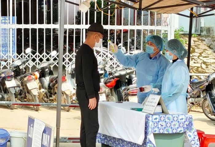 Hai vo chong o Lang Son nhiem nCoV hinh anh