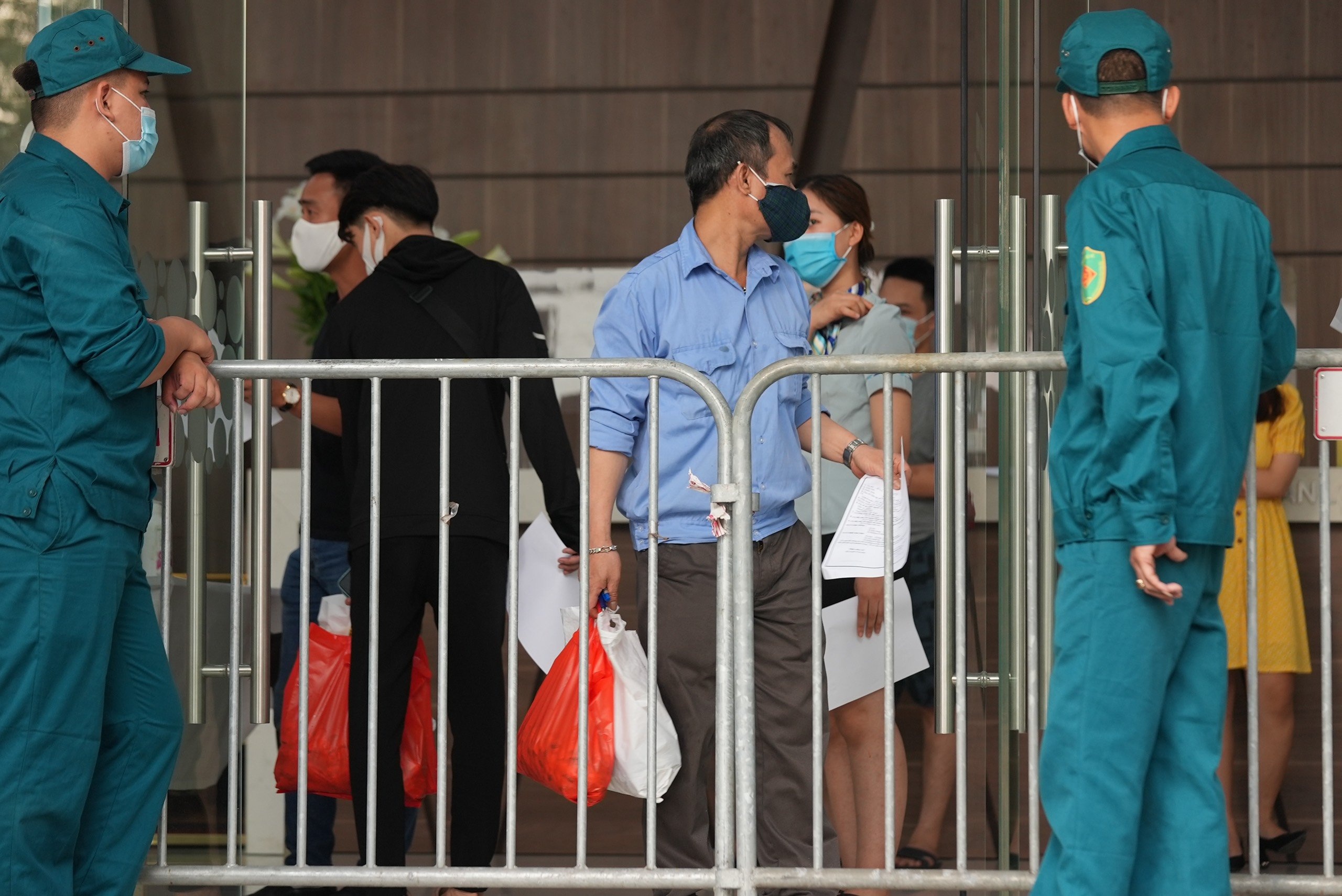 Ổ dịch Covid-19 tại Hà Nội ảnh 1 O dich Covid-19 tai Ha Noi anh 1