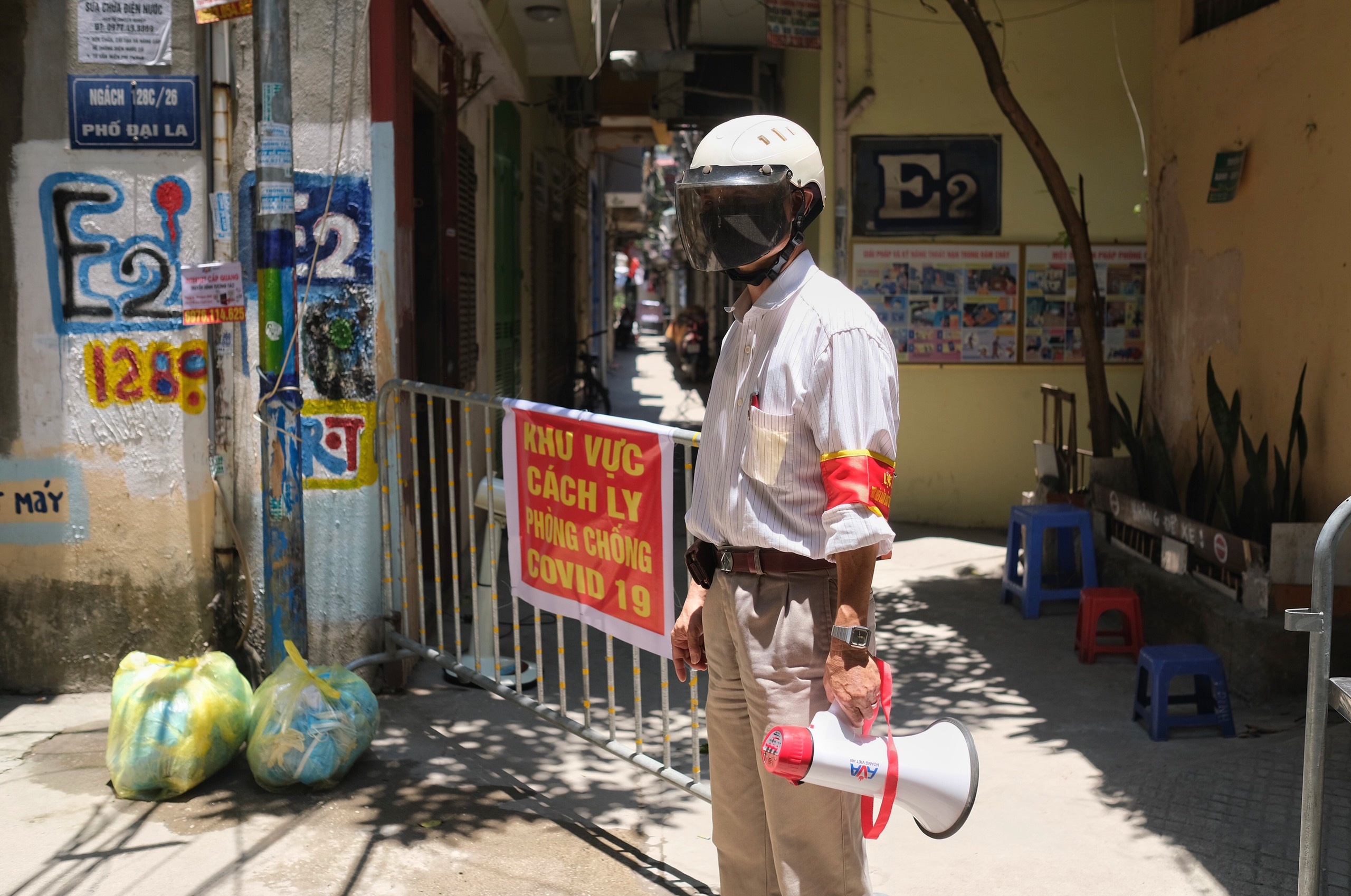 Tai TP.HCM, F2 co phai cach ly tap trung khong? hinh anh