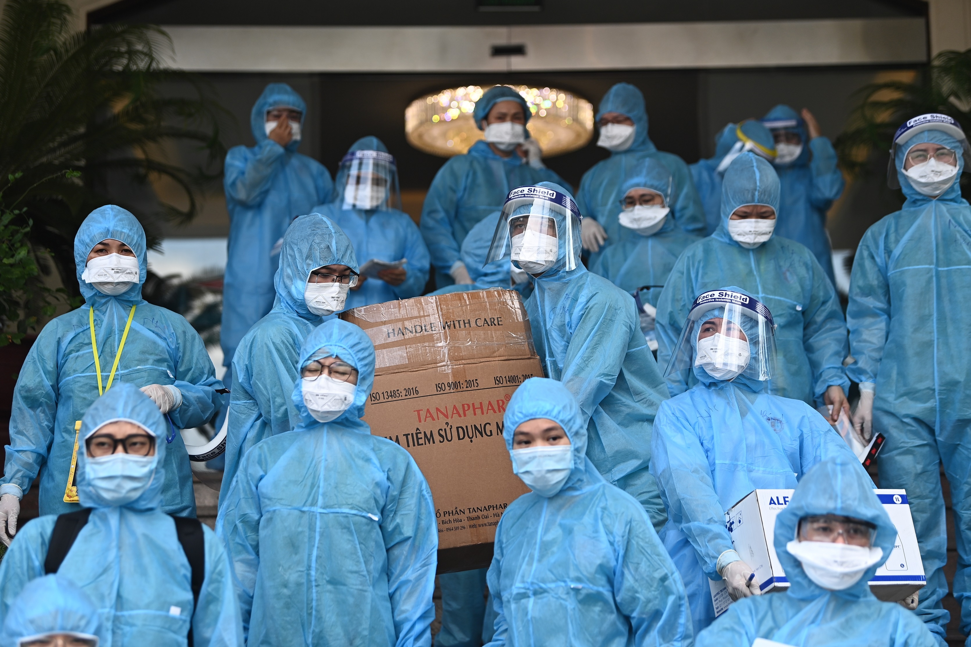 30 ngay bung phat dot dich moi anh 1