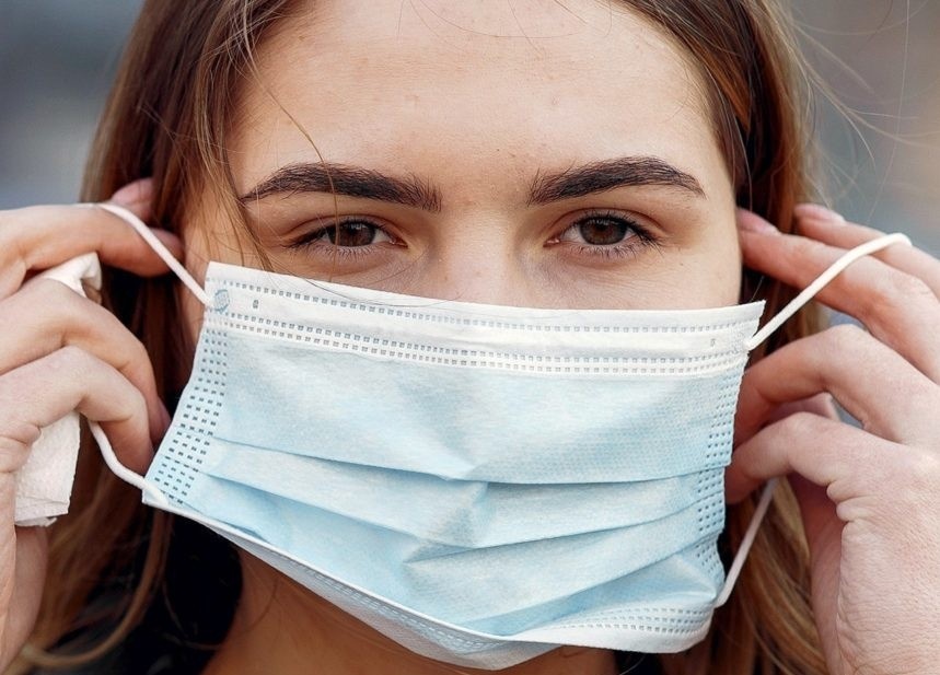 Bien chung nCoV lay qua khong khi, toi phai lam gi de bao ve ban than? hinh anh