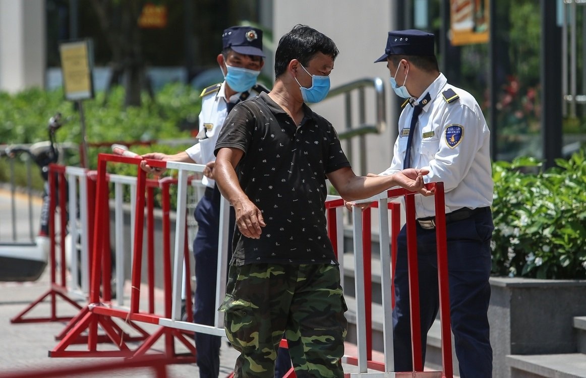 Them 73 benh nhan Covid-19 hinh anh