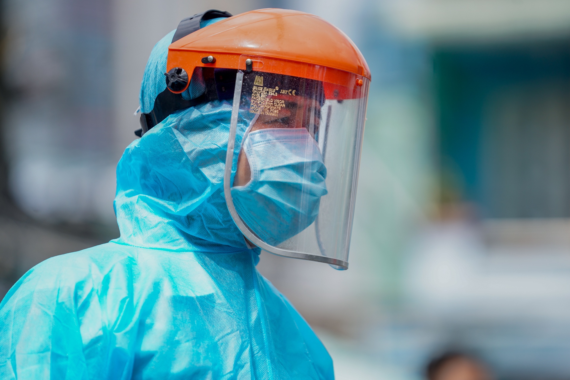 Them 2.015 ca Covid-19, TP.HCM co 1.535 benh nhan hinh anh