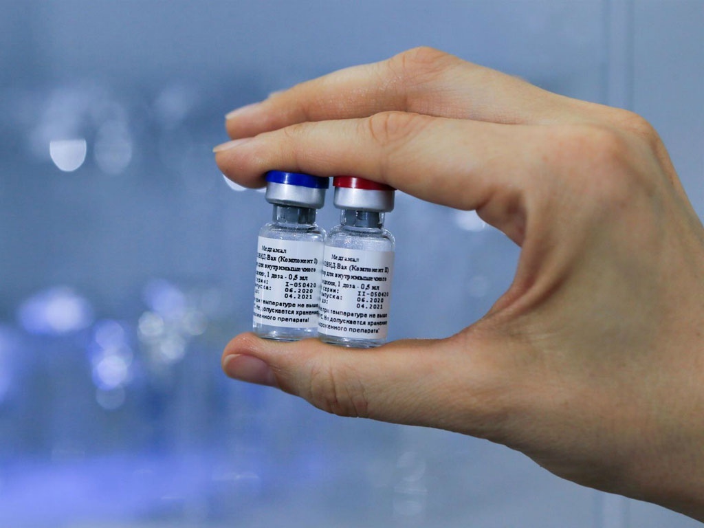 Vaccine Sputnik V chong lai duoc bien chung Delta va Delta Plus hinh anh