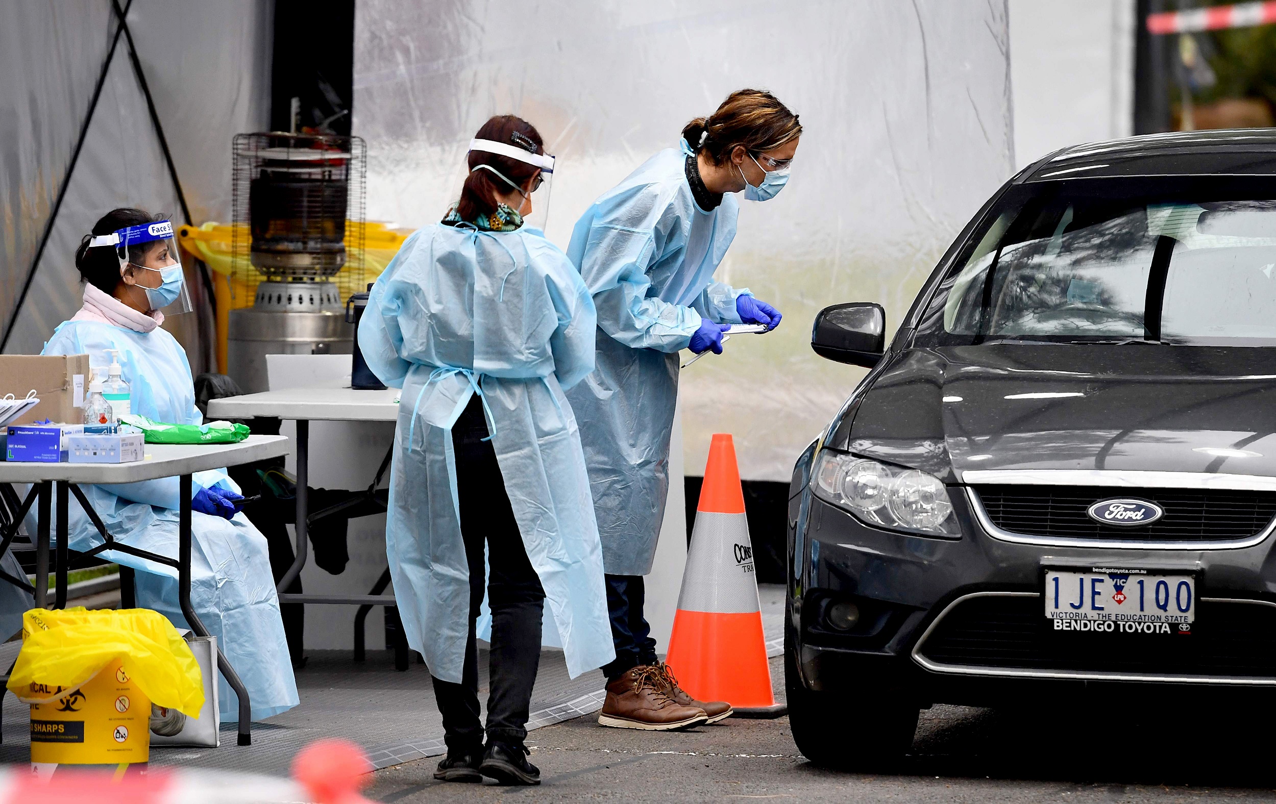 do huyet ap truoc tiem vaccine Covid-19 anh 4