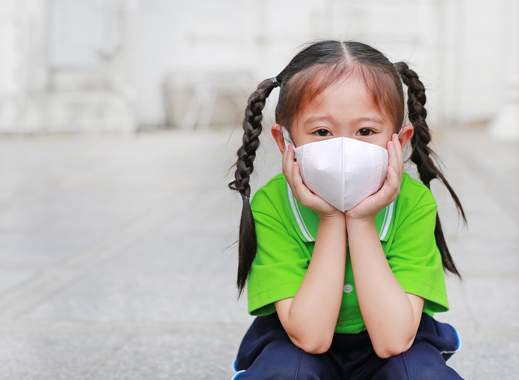 Trieu chung pho bien nhat khi tre mac Covid-19 hinh anh