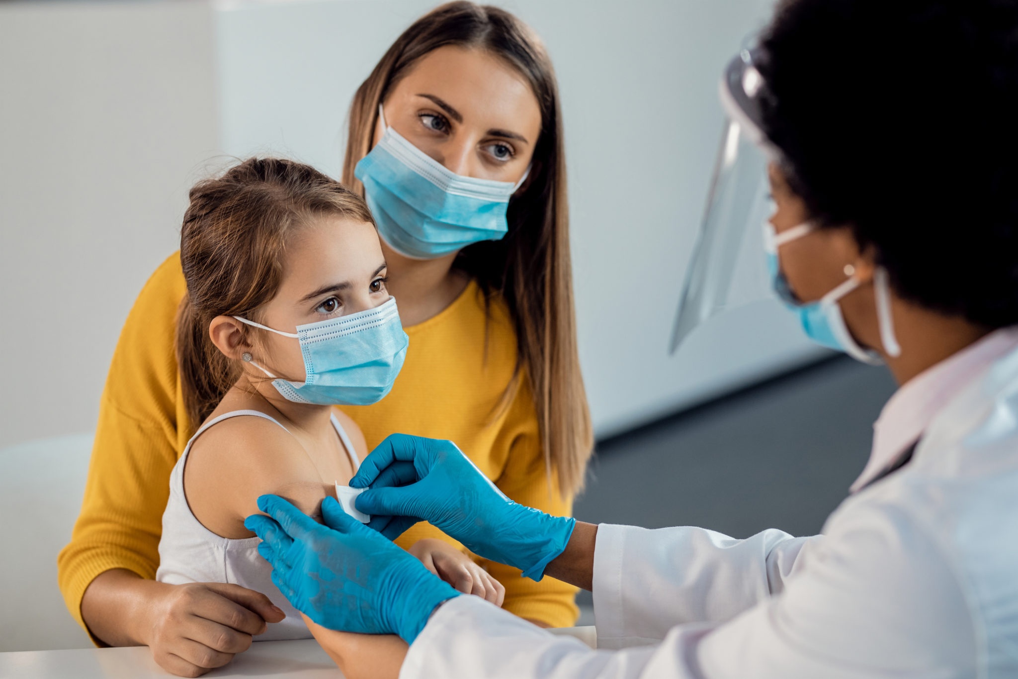 5 loai vaccine Covid-19 dang duoc cac quoc gia tiem cho tre em hinh anh