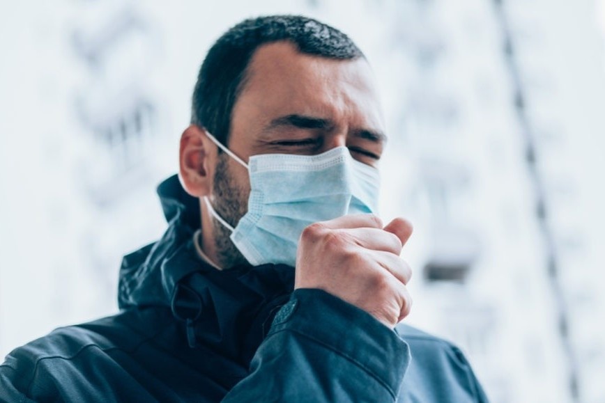 Them manh moi ve nguyen nhan khien nam gioi de tu vong vi Covid-19 hon hinh anh