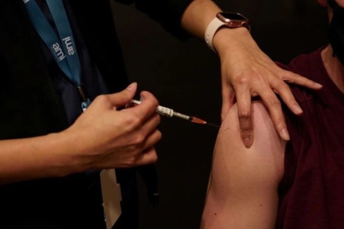 F0 chua tiem vaccine Covid-19 co nguy co tu vong cao gap 16 lan hinh anh