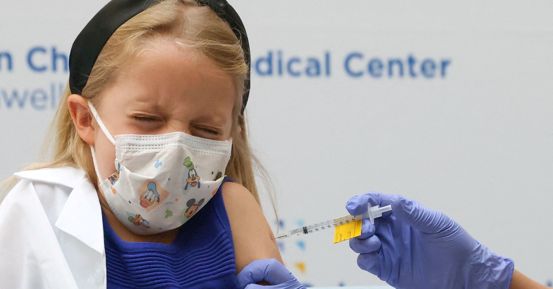 tiem vaccine Covid-19 cho tre 5-11 tuoi anh 1