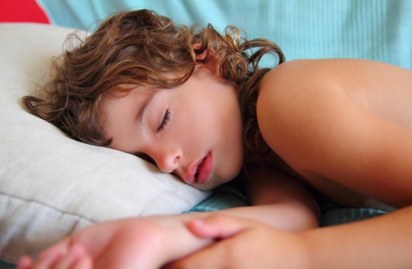 Khi nao tre te dam la dau hieu cua roi loan tam ly? hinh anh