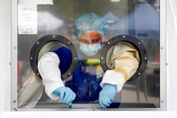 Cong bo moi ve bien chung Omicron hinh anh