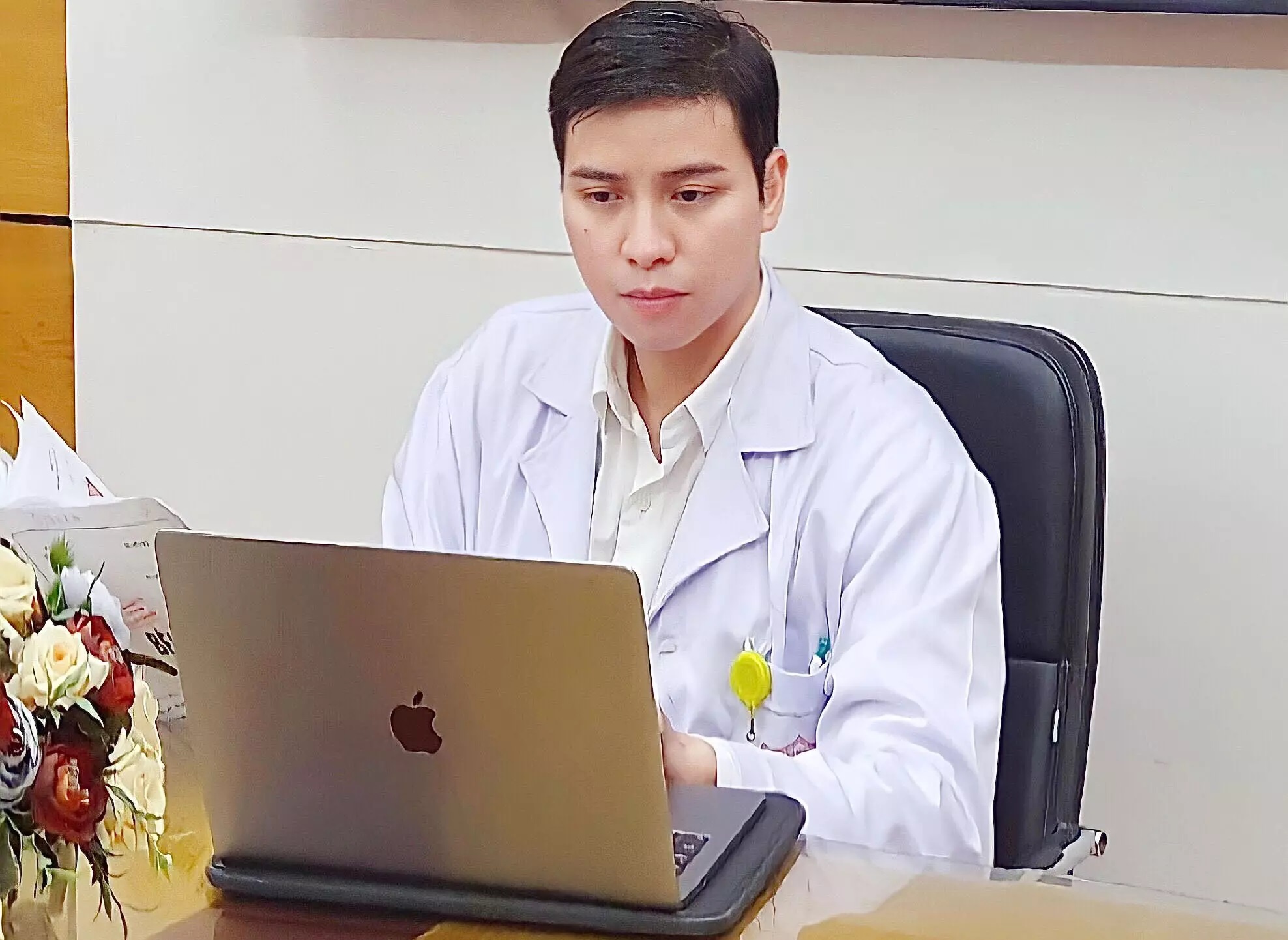 nguoi mac benh ung thu ngay cang tre hoa anh 1