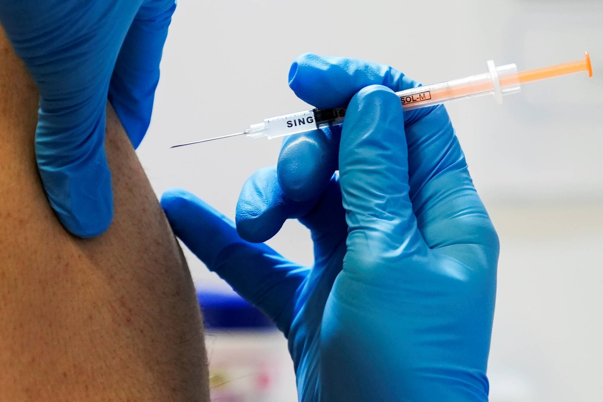 Nhat Ban sap co vaccine danh rieng cho BA.5 Omicron hinh anh