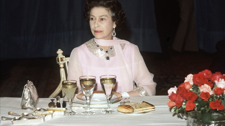 Nu hoang Anh qua doi anh 4