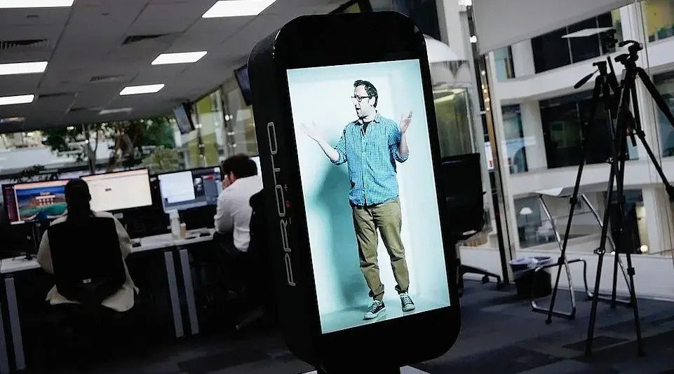 Cong nghe Hologram tao ra cuoc hop 3D theo thoi gian thuc hinh anh