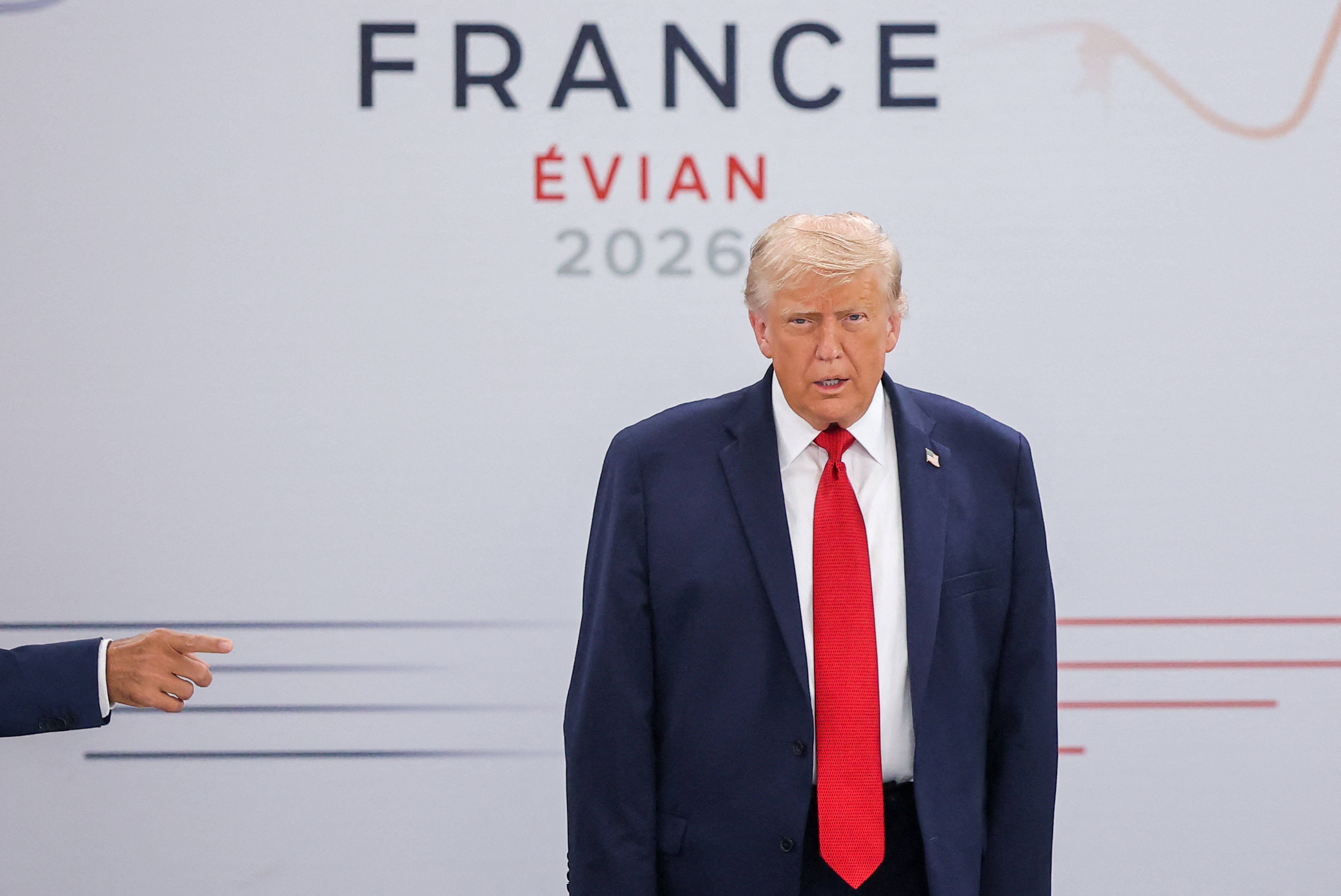Ong Trump de doa Iran hinh anh