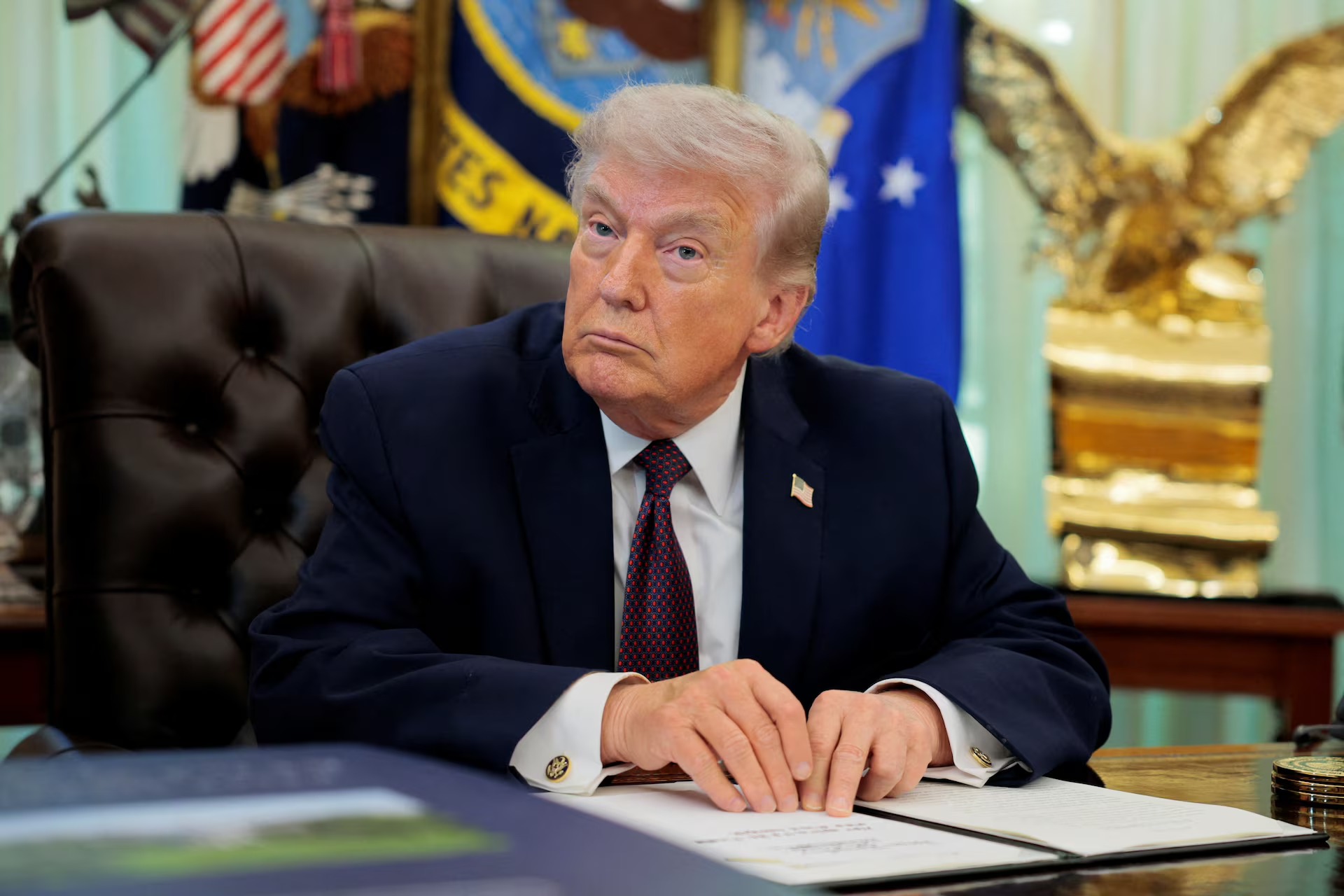 My,  Toa an Toi cao,  Trump anh 2
