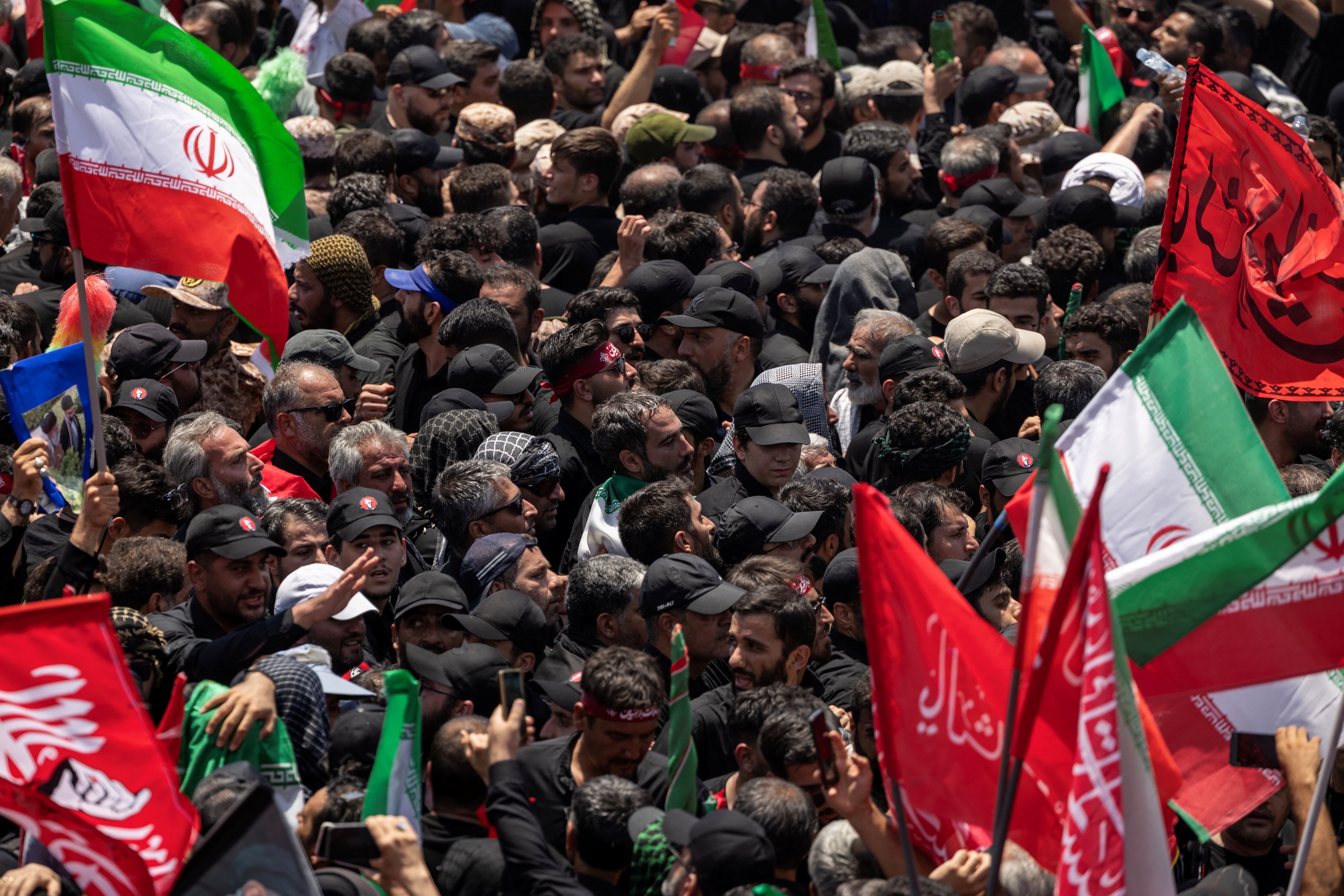 Ali Khamenei, lễ tang, Tehran ảnh 5 Ali Khamenei, le tang, Tehran anh 5