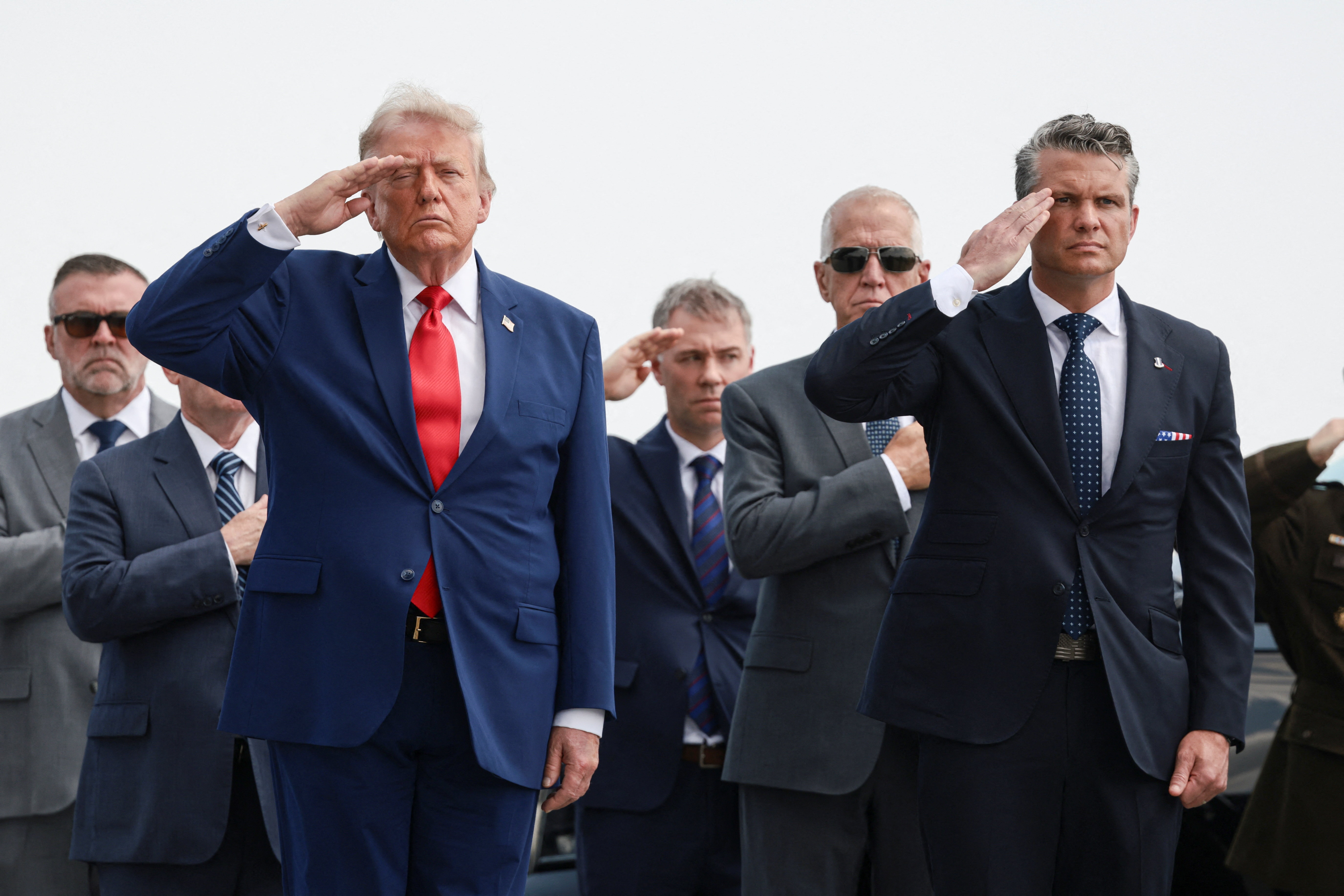 Ông Trump dự lễ hồi hương thi hài binh sĩ Mỹ thiệt mạng ở Trung Đông
