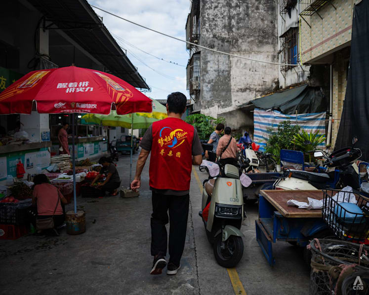 Thư t&igrave;nh gửi ngoại  ảnh 1