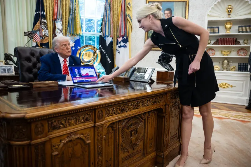 Trump ảnh 1