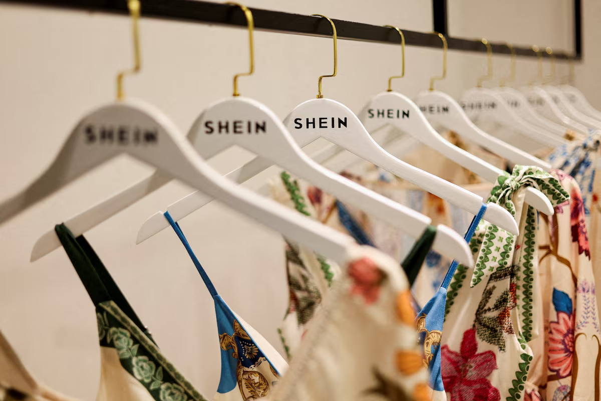 Shein đặt cược vào chuỗi cung ứng Trung Quốc sau khi lên sàn