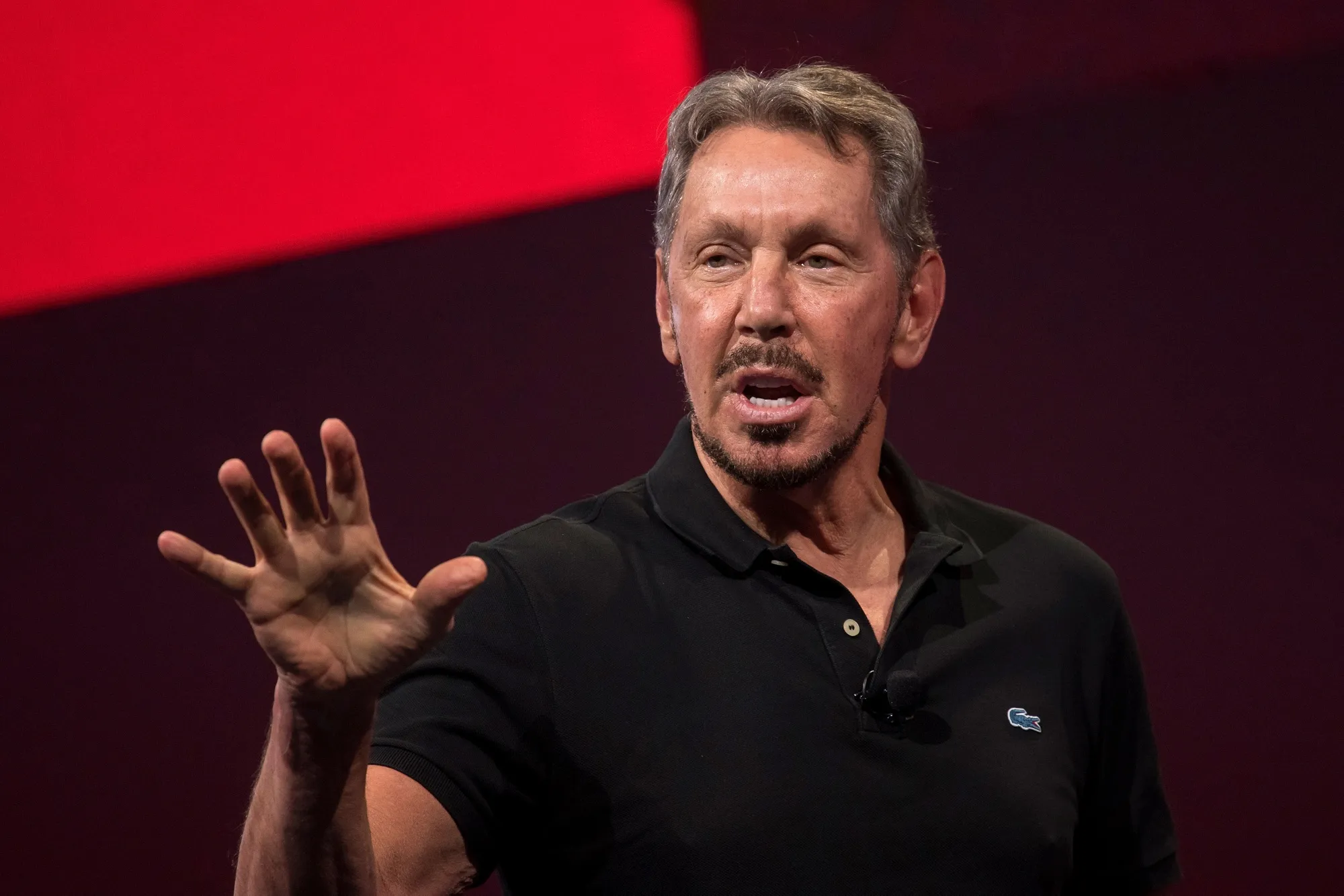 Tỷ phú Larry Ellison cũng đau đầu về tiền
