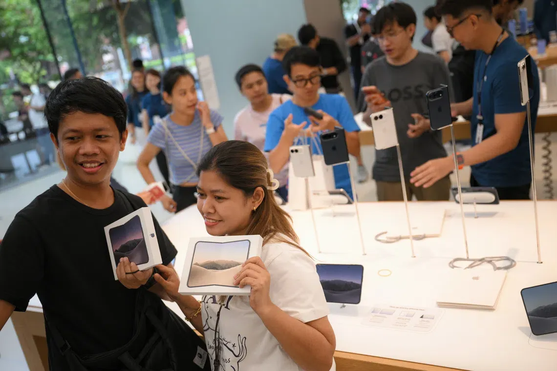 iPhone Duo gây sốt, Apple đối mặt rào cản nguồn cung