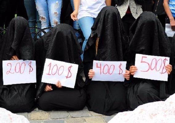 IS thao chay de lai 'bo quy chuan ung xu' voi no le tinh duc hinh anh