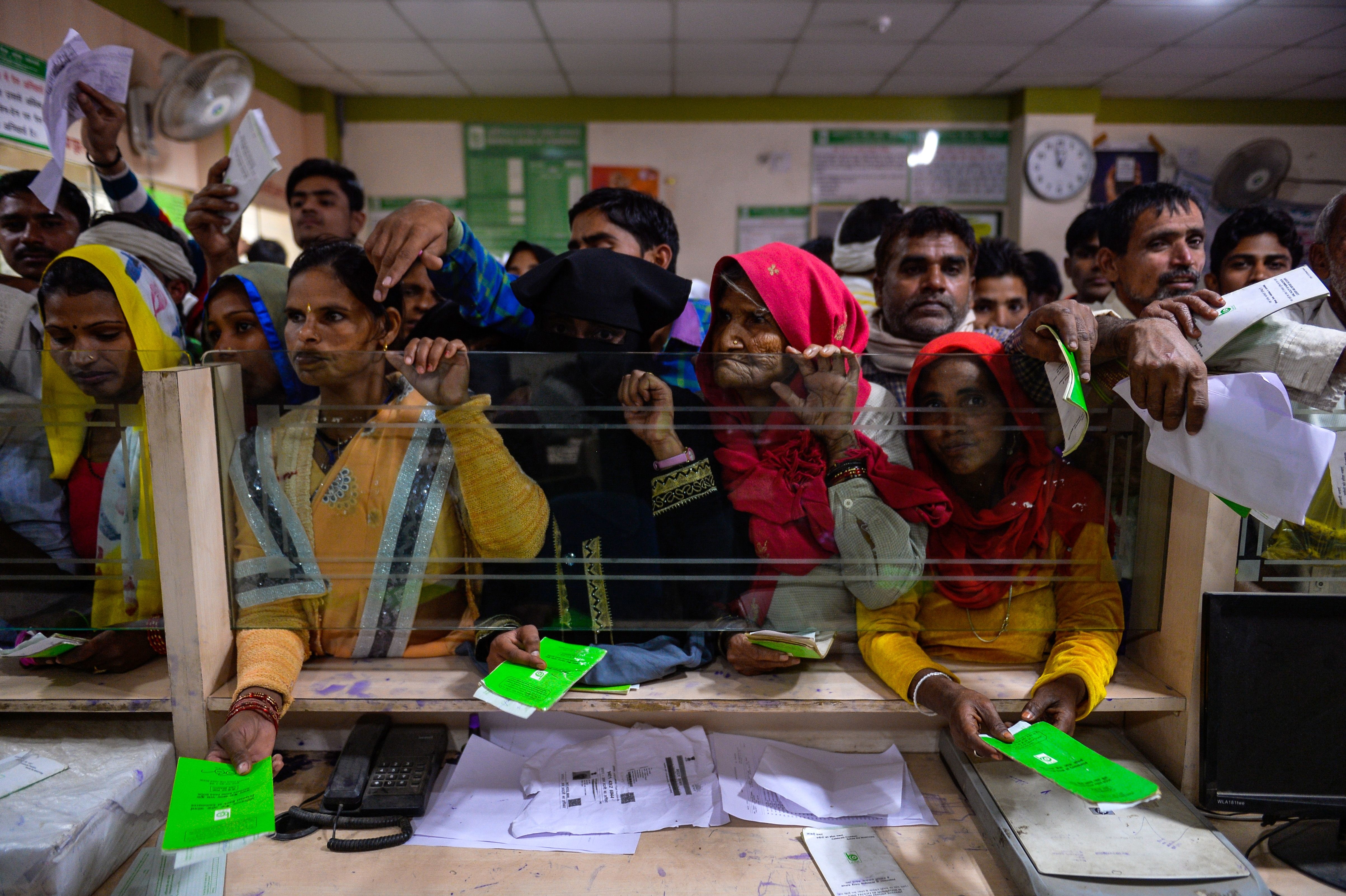 Khủng hoảng tiền tệ Ấn Độ ảnh 2 Khung hoang tien te An Do anh 2